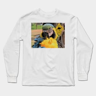 Beautiful Ara Parrot Photo Long Sleeve T-Shirt